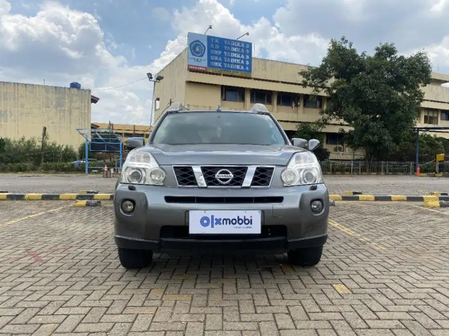 TDP 6,JT Nissan X-Trail 2.5 XT Bensin-AT Hitam 2012