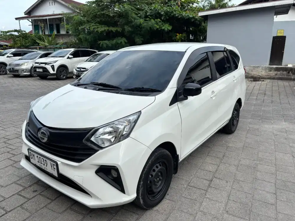 DIJUAL Daihatsu Sigra 1.0 D manual Th 2023