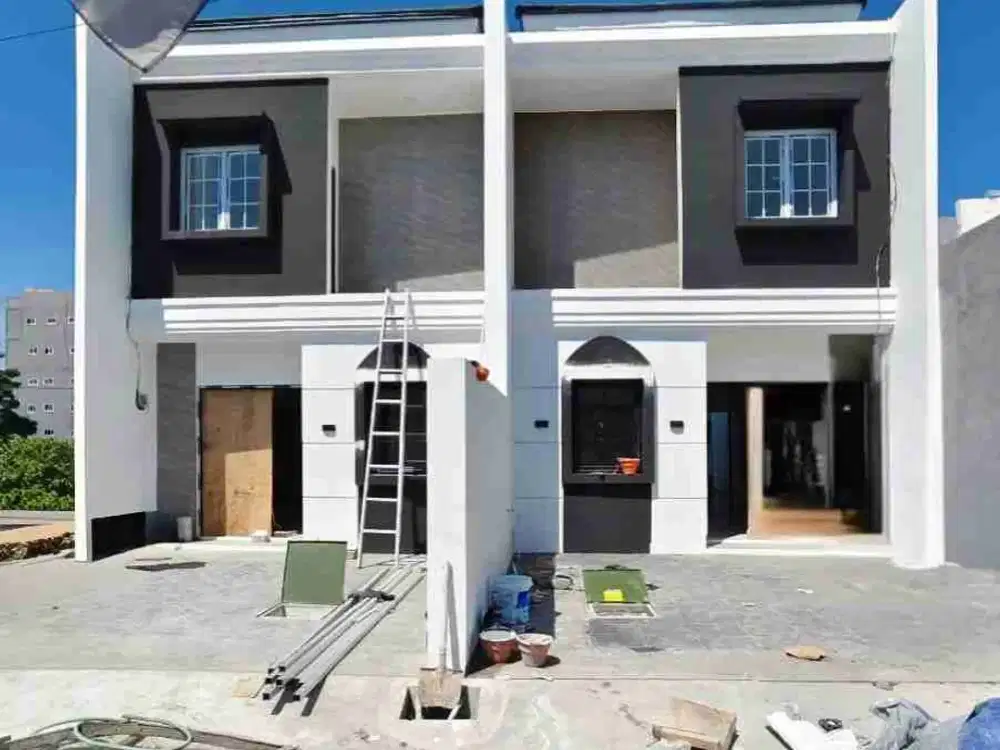 Baru Gress‼️Rumah Mezanine GunungAnyar Tambak