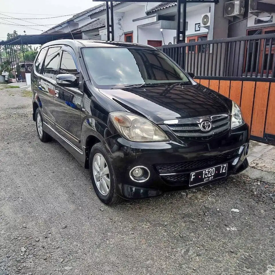 SIGRA R DELUXE MATIC 2017 CIOMAS BOGOR