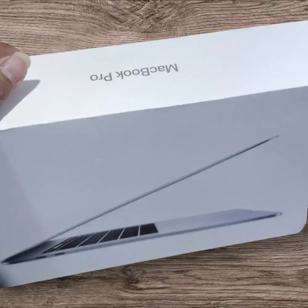 Laptop macbook pro 2018 i7 ram 16 fulset