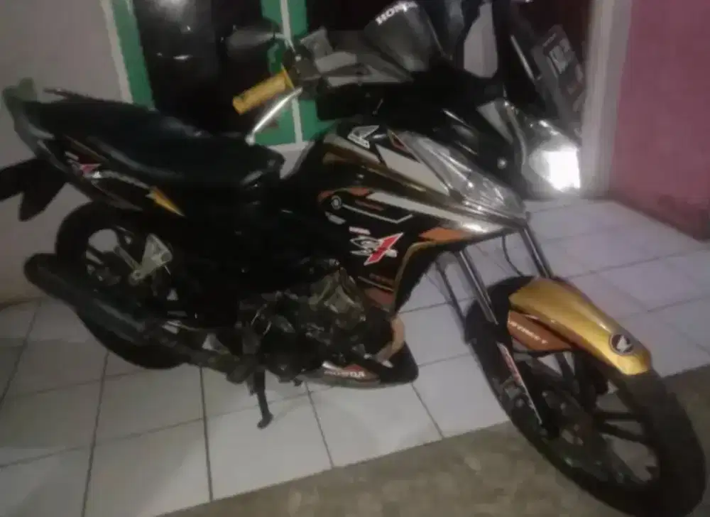 Honda Cs1 Lengkap