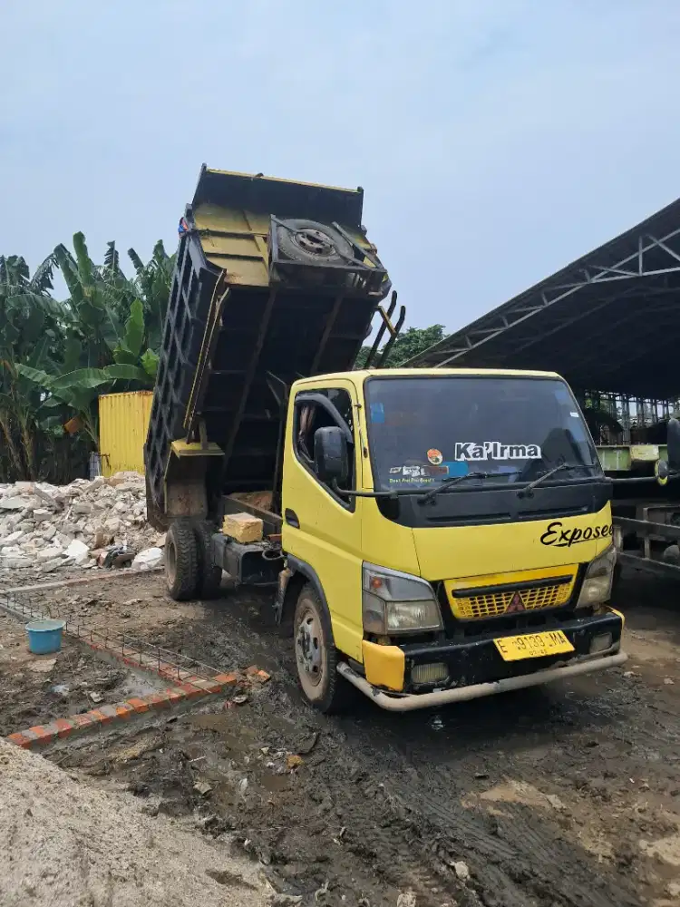 Rental dump truk