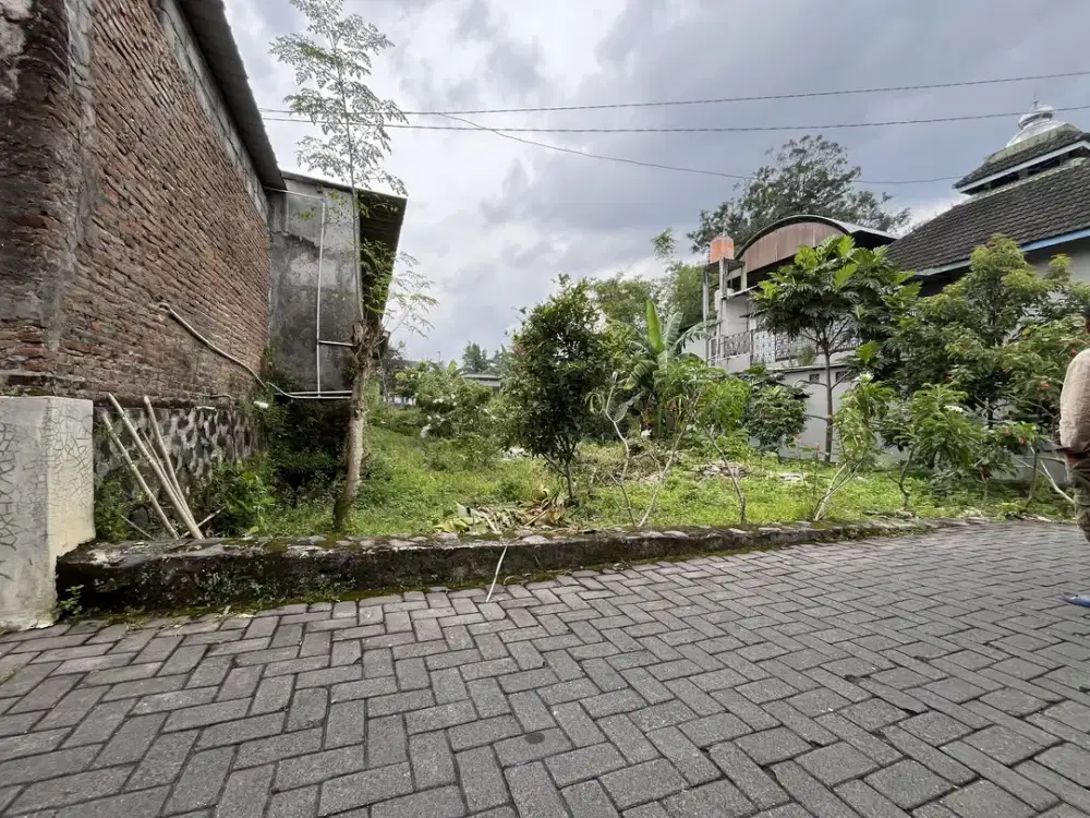 Luas 200 m2; RING 1 UII Kaliurang