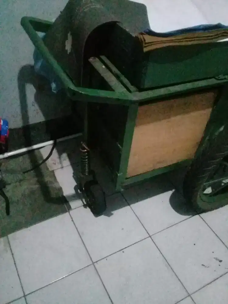 Gerobak usaha hijau (handmade)