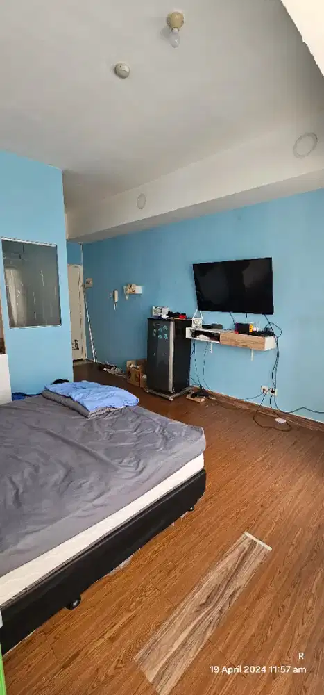 Apartemen Studio Season City 33m² Furnished