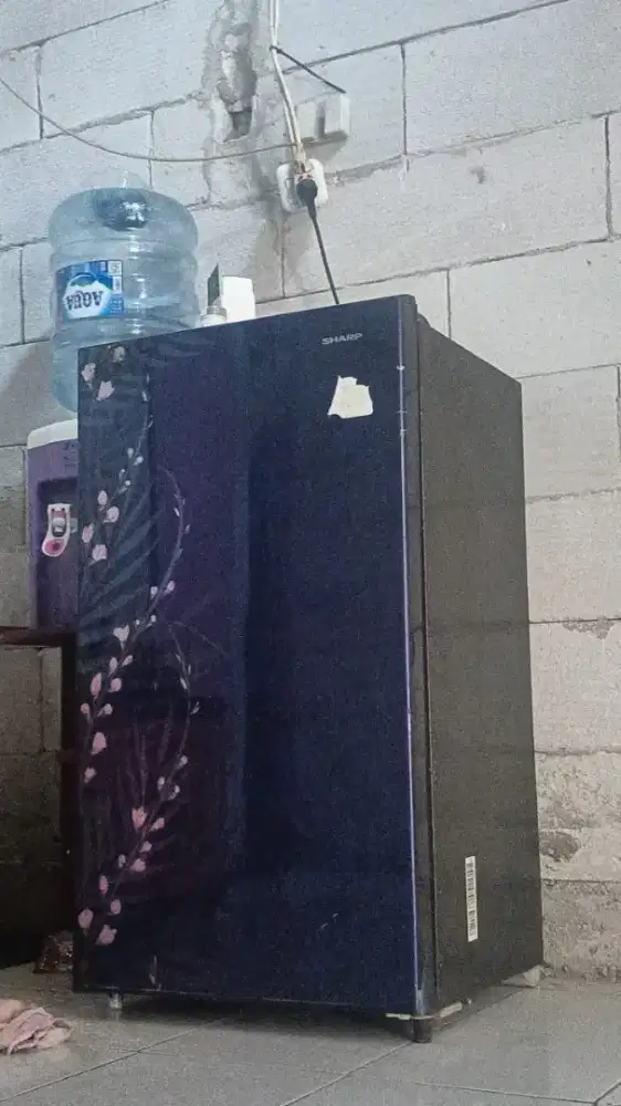 Kulkas 1pintu merek sharp