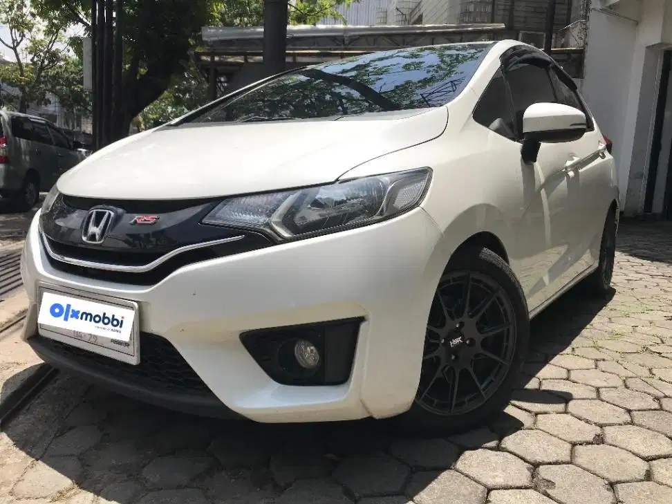 DP Rendah - Honda Jazz 1.5 S Bensin-MT 2019