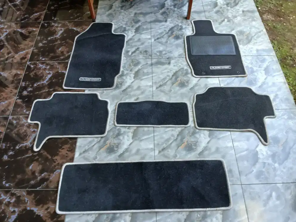Karpet bludru original pajero sport 08-15 karpet bludru grand vitara