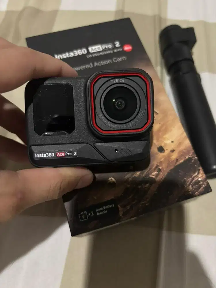 Insta 360 ace pro 2
