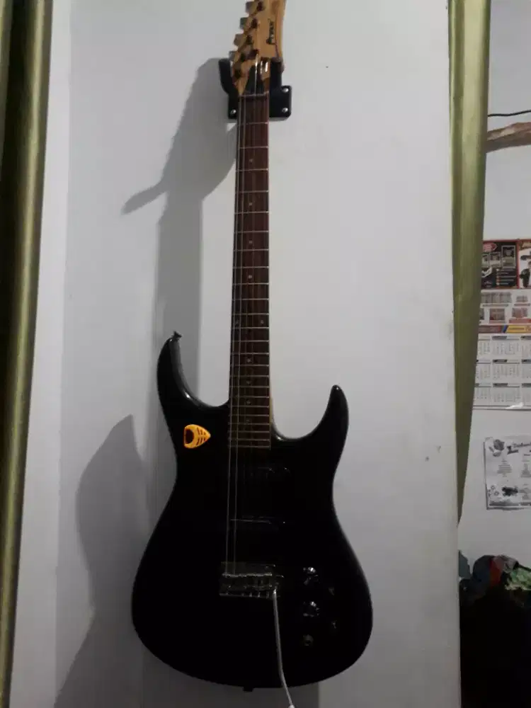 Gitar listrik gitar elektrik prince LG02x  + ampli fender frontman 10g