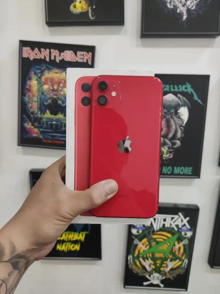 Iphone 11 128GB Fullset All Operator Ada Retak Tipis