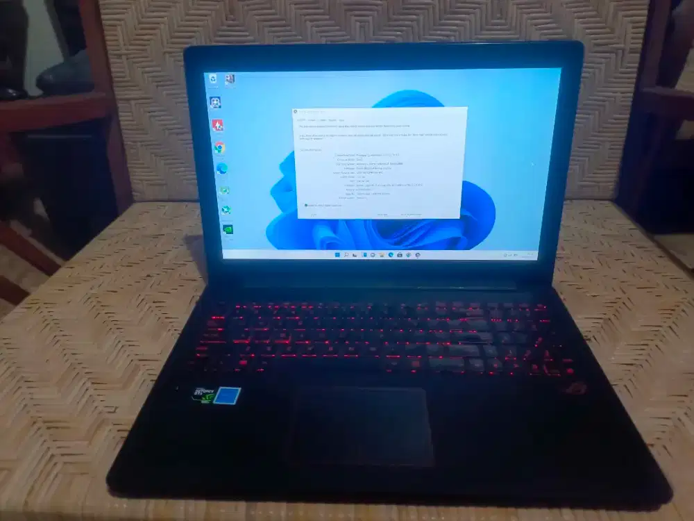 Asus rog 15.6 uhd 4k i7 4720hq gtx 960m vram 4gb ram 16gb ssd 512gb