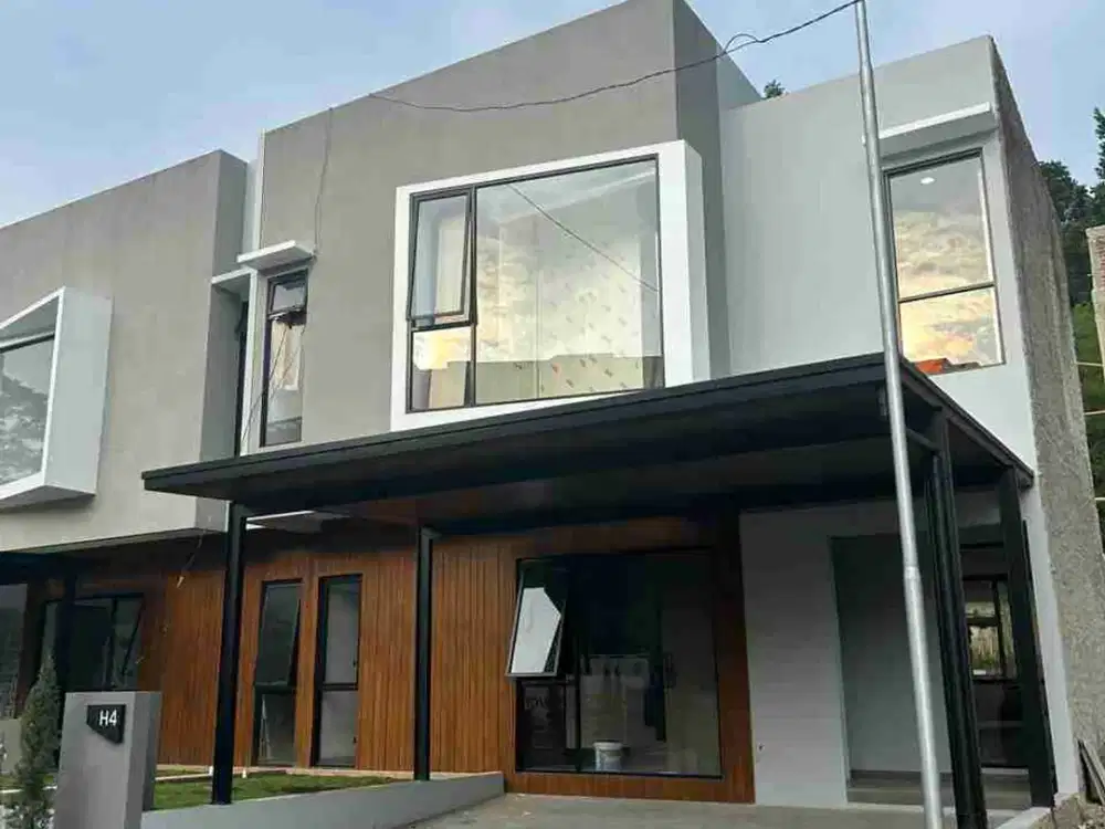 Rumah Mewah Di Dago Baru 2 Lt + Rooftop Cluster Dekat Cihampelas & Tol Pasteur Bisa KPR Kota Bandung