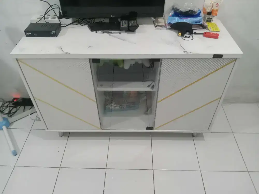 rak meja tv buku ruang tamu