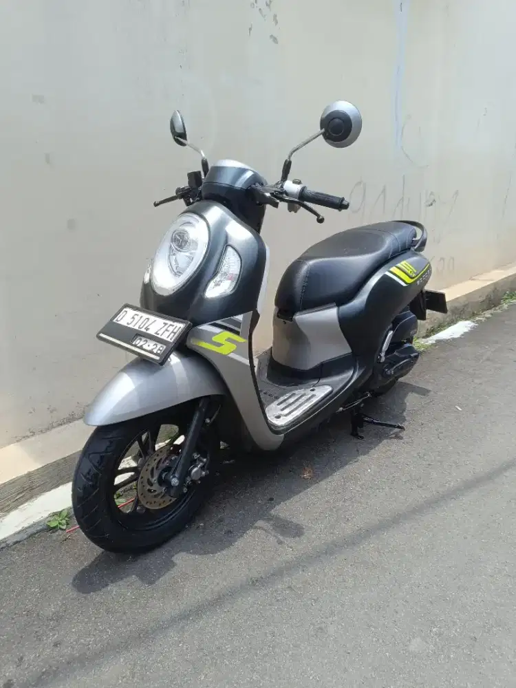 Honda Scoopy sporty 2023 mulus