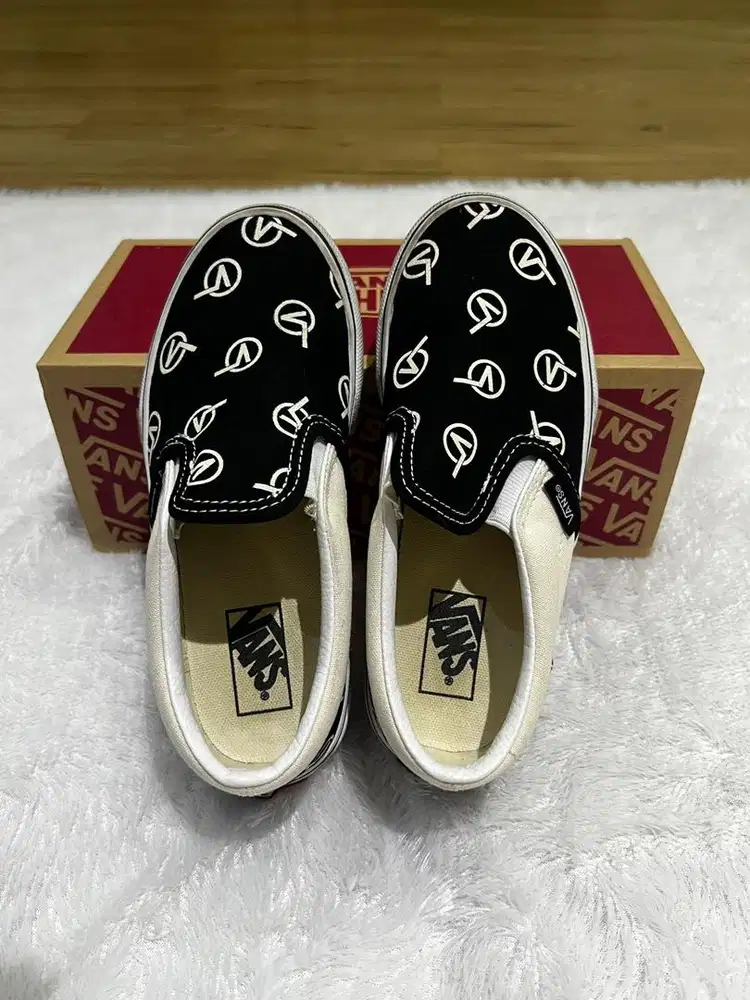 Preloved Sepatu Anak Vans