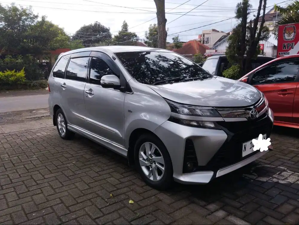 Veloz 1.3 AT 2017 LampuUpgrade 2022 Tangan Pertama dr Baru N Kota Batu
