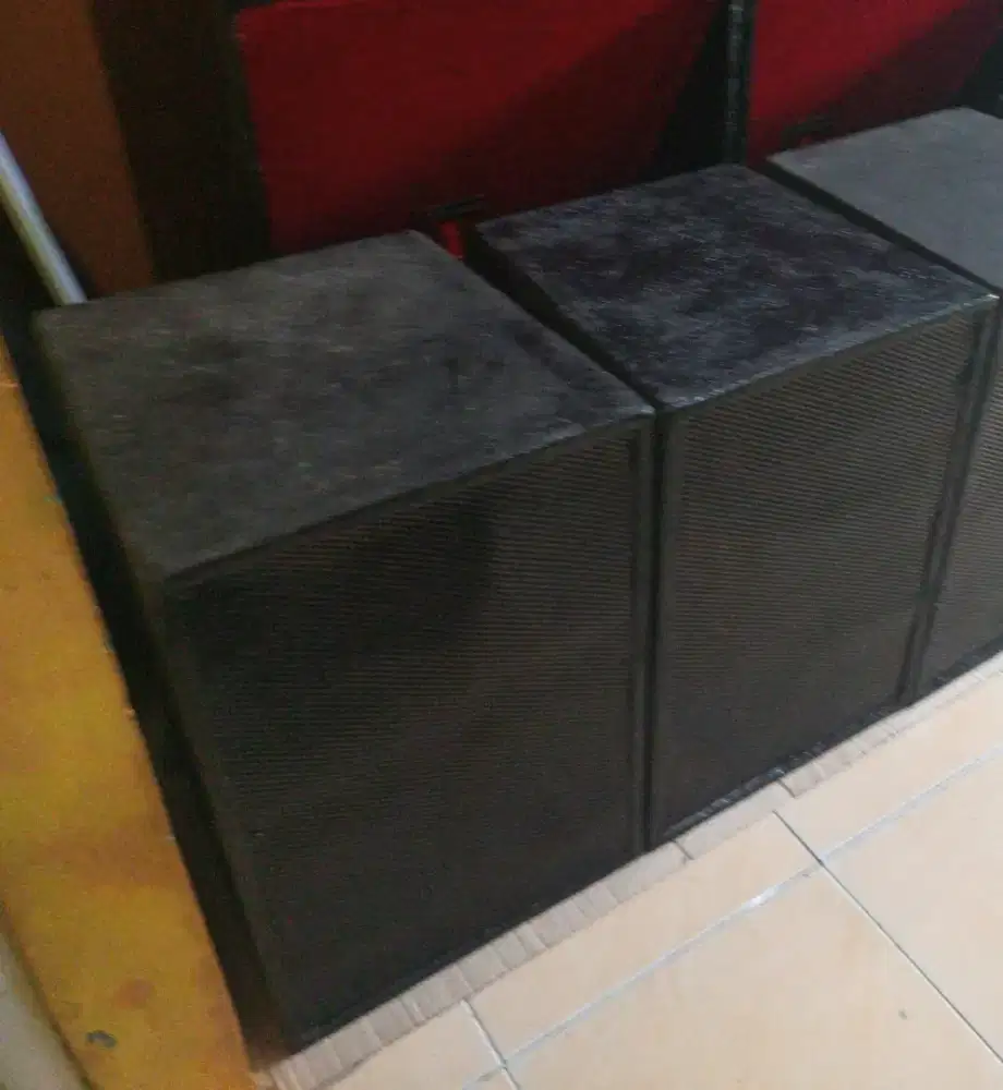 Speaker 12 Inch Two Way Pasif Sepasang