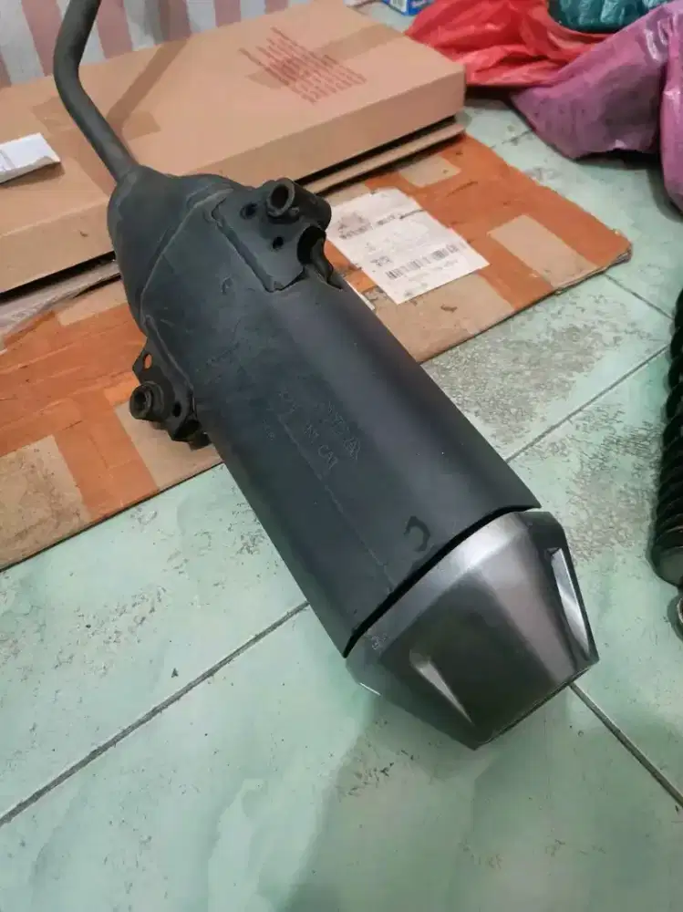 knalpot standar original honda vario