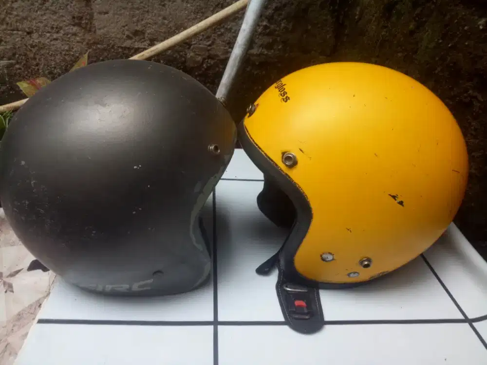 Dijual cepat helm carglosh