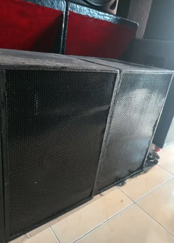 Speaker 12 Inch Two Way Pasif 2 Box Dan Isi Komponen