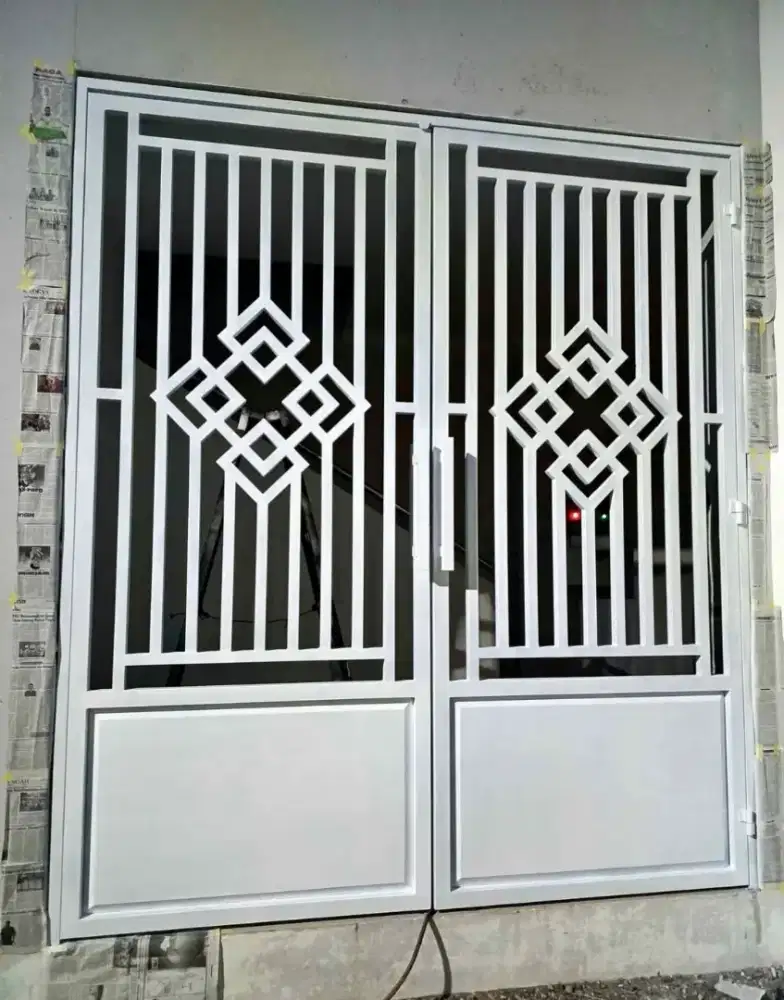 Pintu tralis murahh tanpa DP desain, ukuran dan warna cat sesuka suka