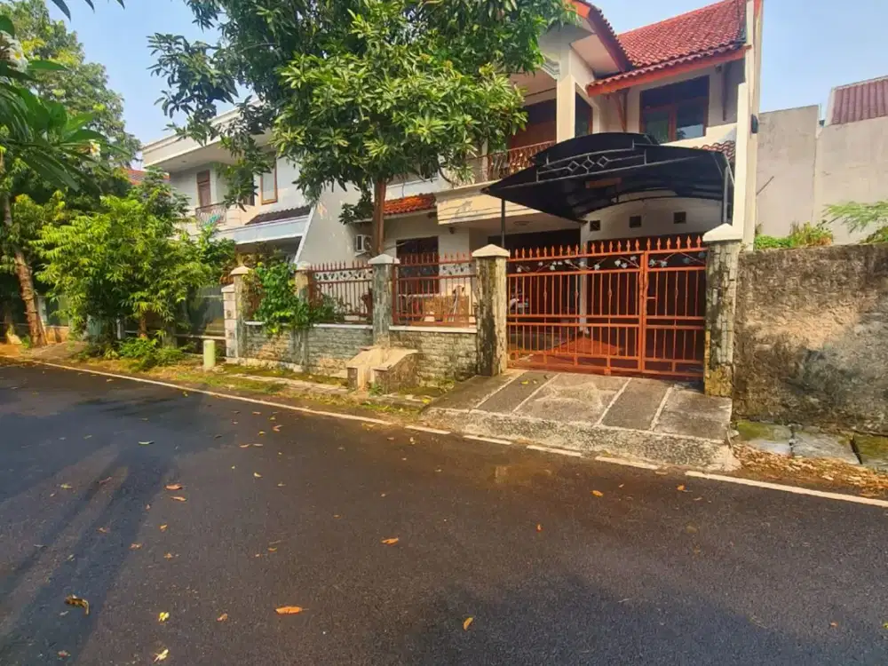 Rumah Dijual Billy Moon, Pondok Kelapa. Akses Jalan Lebar. HARGA SUPER NEGO