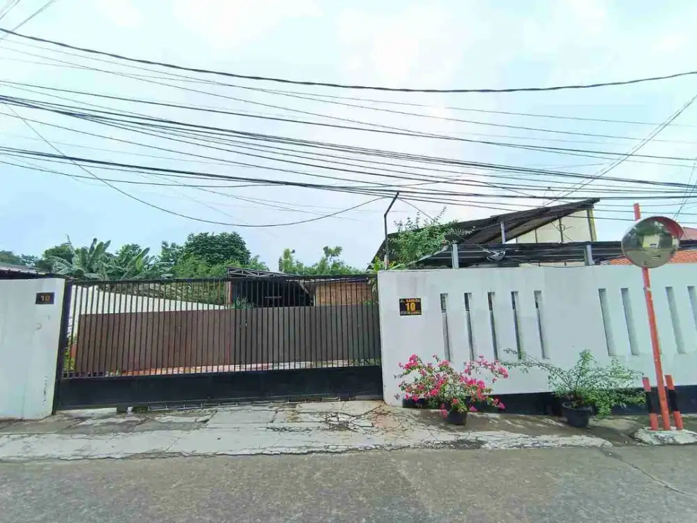 Rumah Lama di Jl Garuda Rempoa Tangerang Selatan