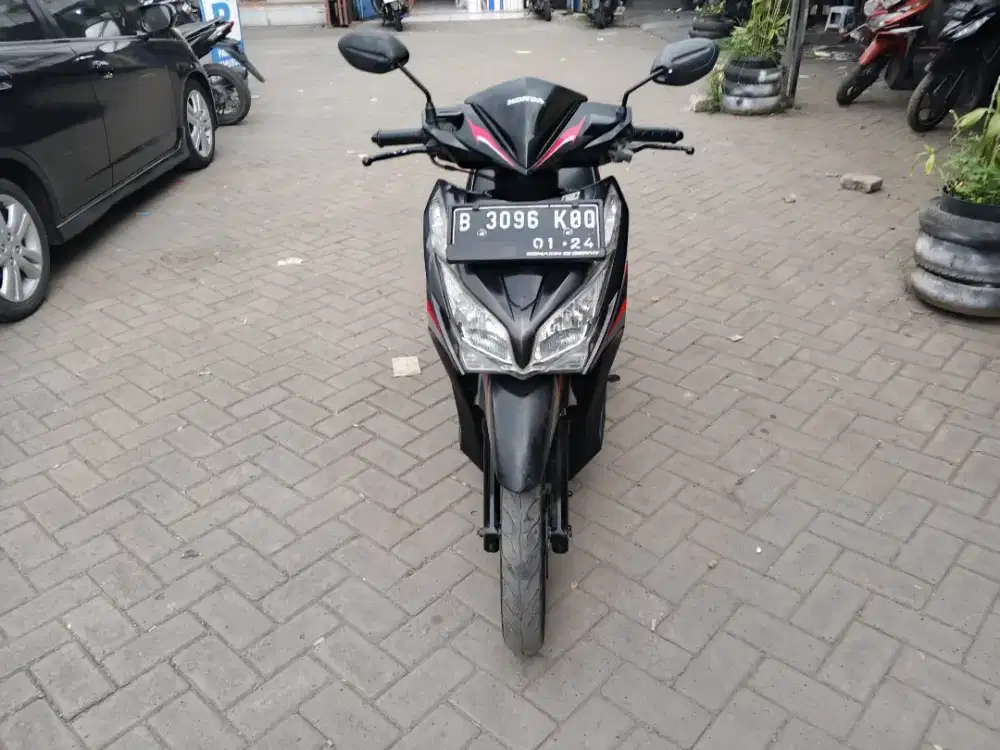 Vario 125 tahun 2014.gratis Balik nama