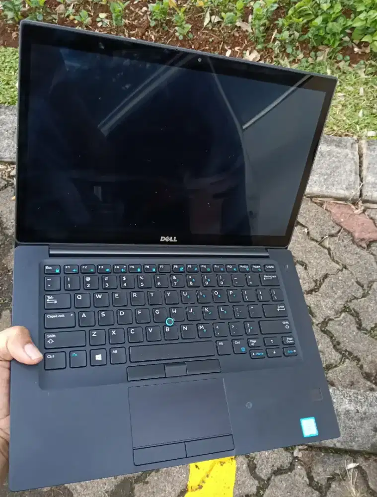 Dell latitude 7480 Core i7 7600u 2.8ghz Ram 8gb ssd 256gb touchscreen
