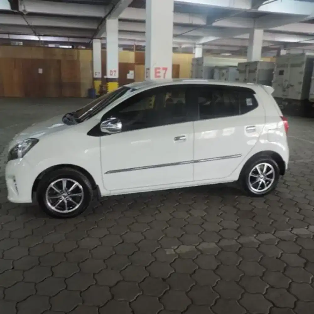 RENTAL MOBIL MATIC LEPAS KUNCI PROSES CEPAT