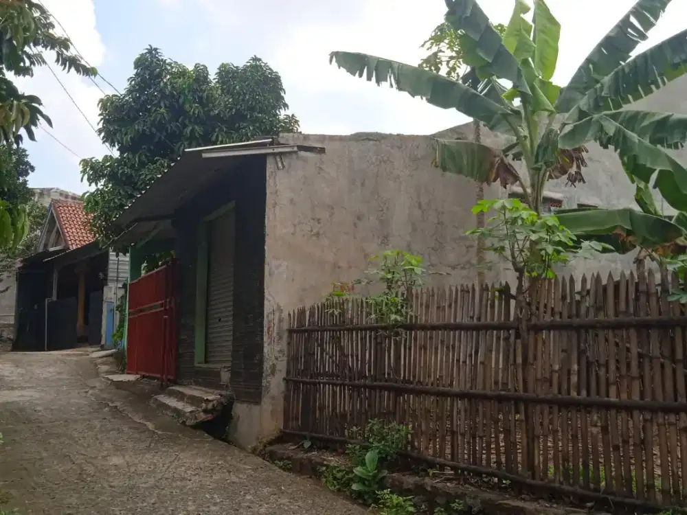 Dijual rumah second 140m²(370jt)akses mobil Pabuaran Cilodong Depok
