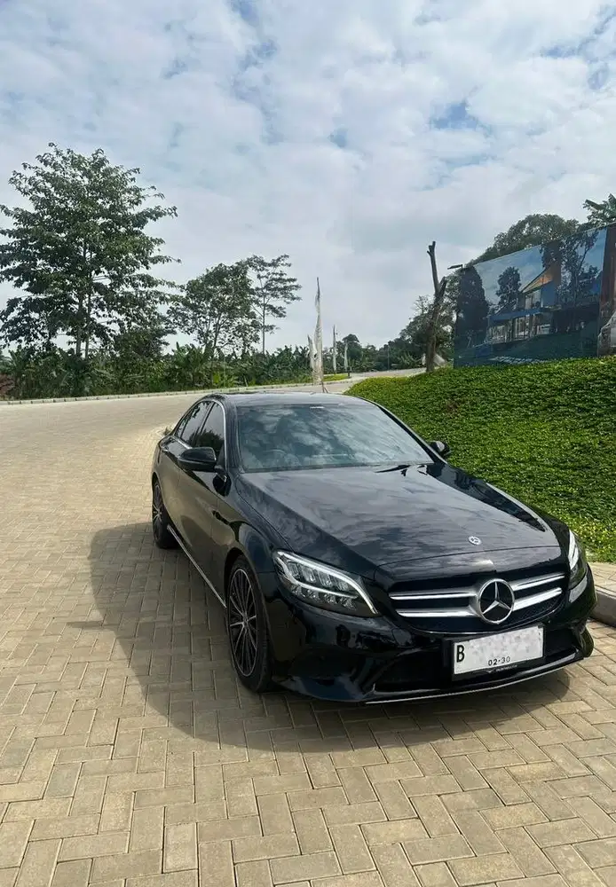 Dijual mercy c200 2019
