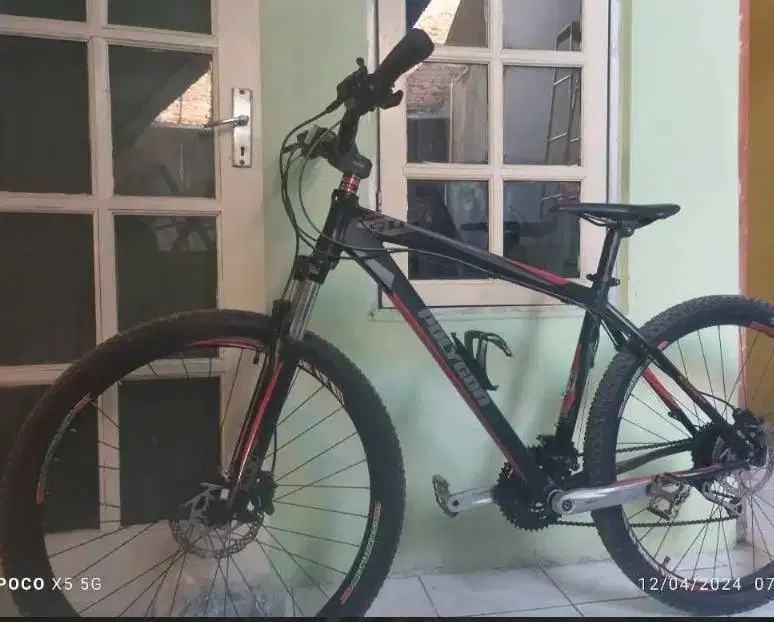 Sepeda polygon xtrada 5.0