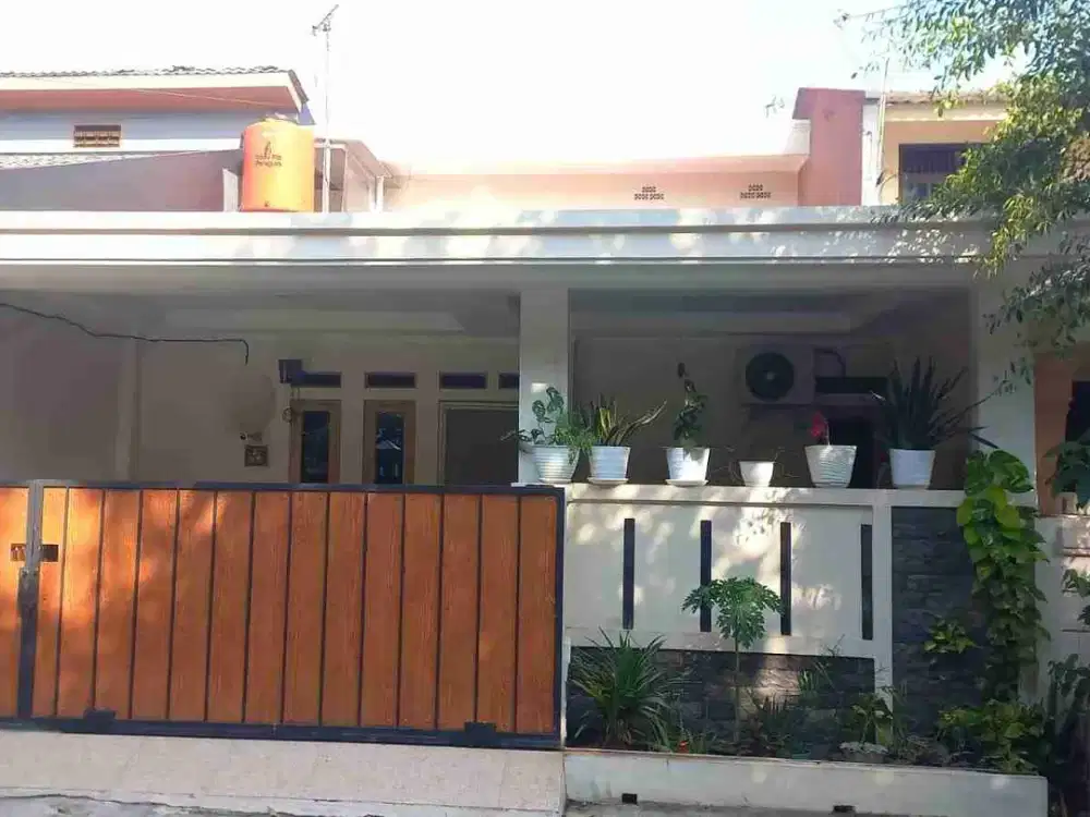 Dijual Rumah Dekat Stasiun Bekasi Utara