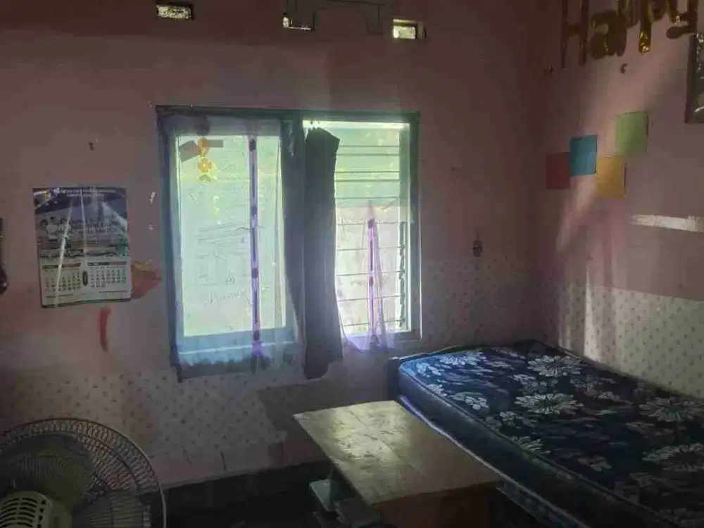 RUMAH LAMA TENGAH KOTA DI JL PLEBURAN RAYA SEMARANG SELATAN