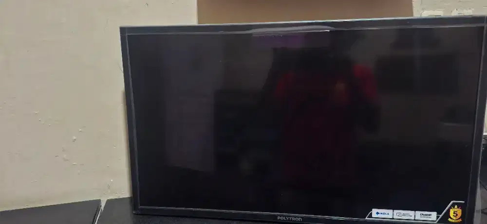 Polytron 32 inc smart tv bs youtube konek wifi lok madiun kota
