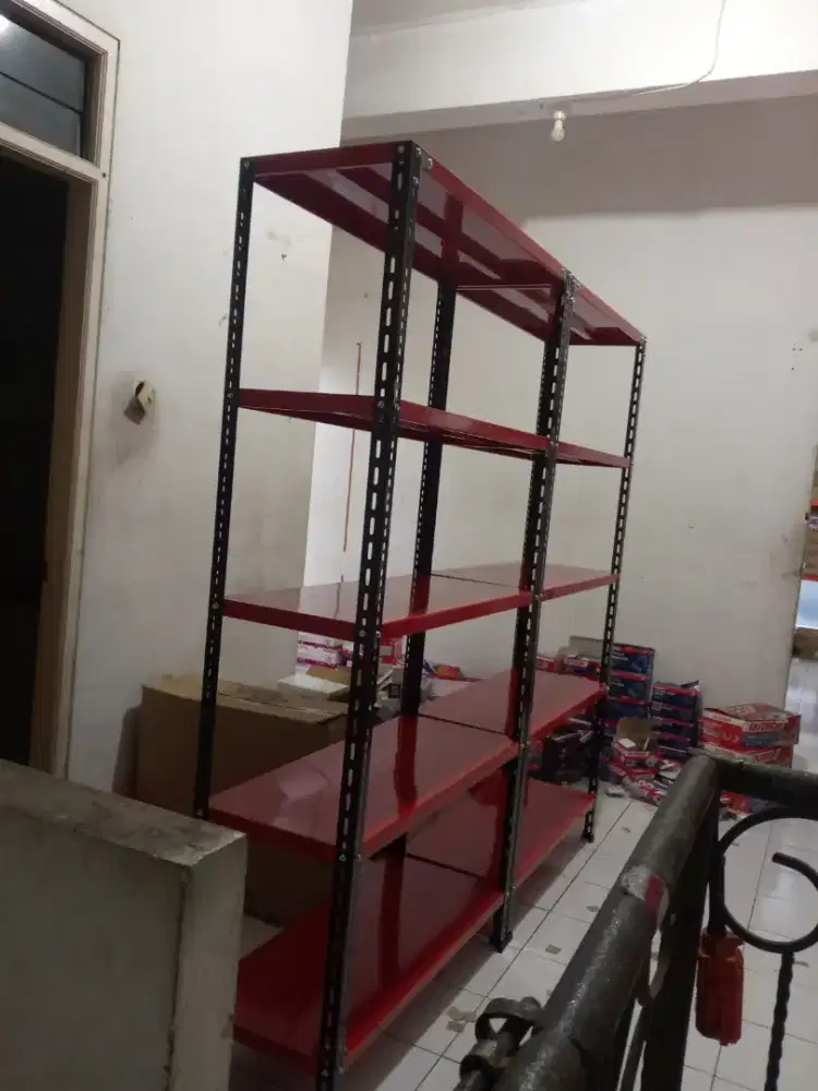 Rak siku besi serbaguna