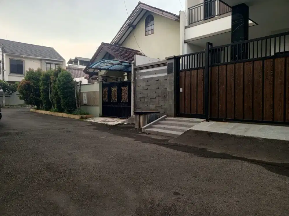 Rumah Keren Grand Galaxy | Jual Cepat!