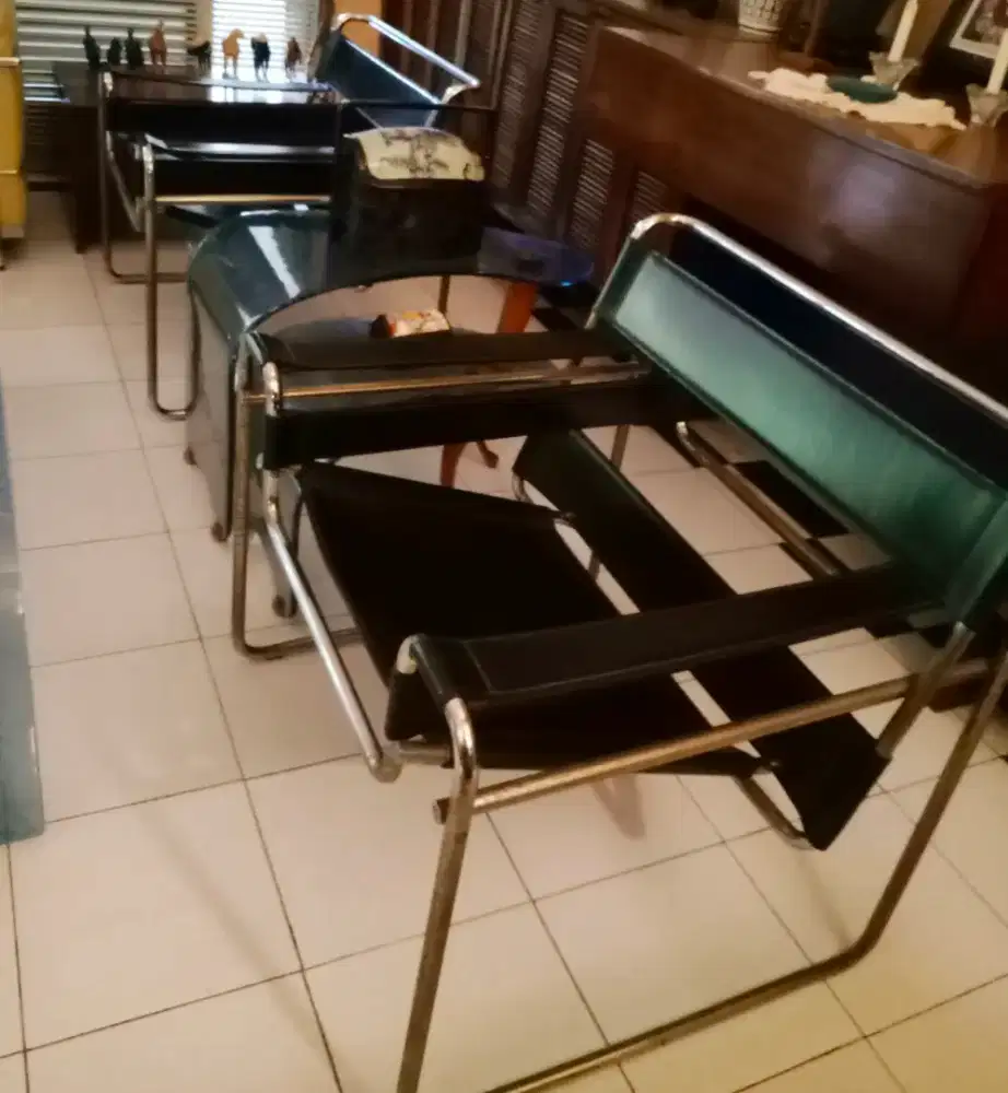 Edisi pindahan.. Jual 2 armchairs, cek deskripsinya.