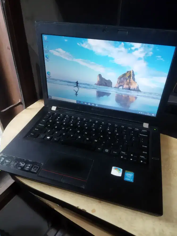Laptop lenovo core i3 gen5