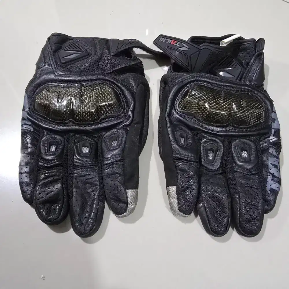 RS Taichi gloves saring tangan motor