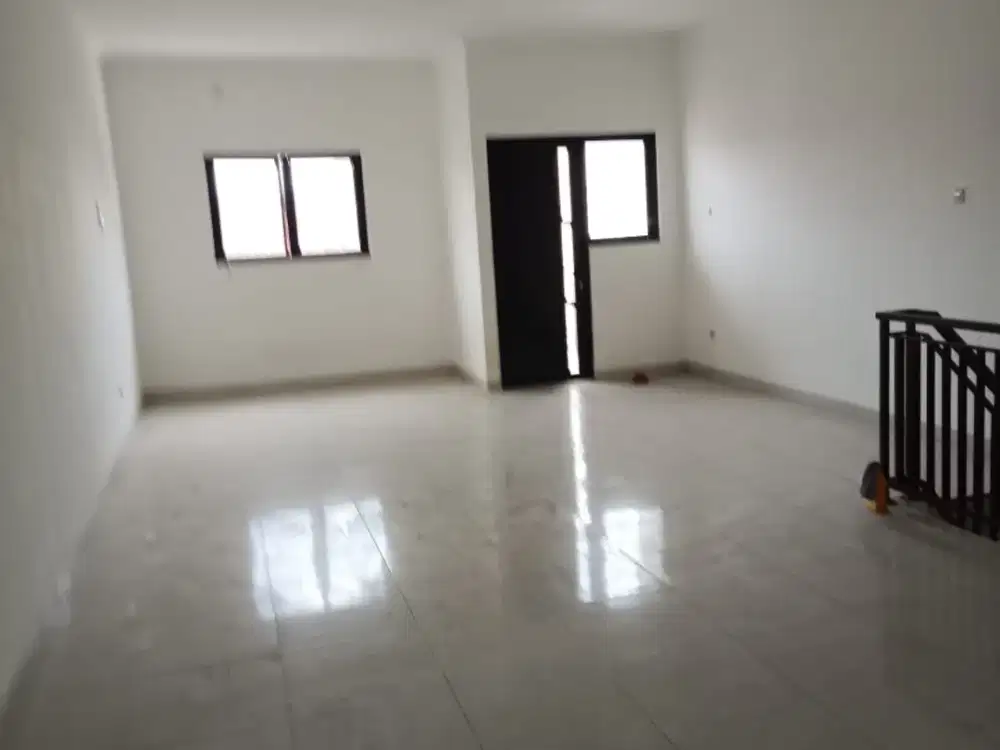 ruko bagus siap pakai di harapan indah 1 bekasi