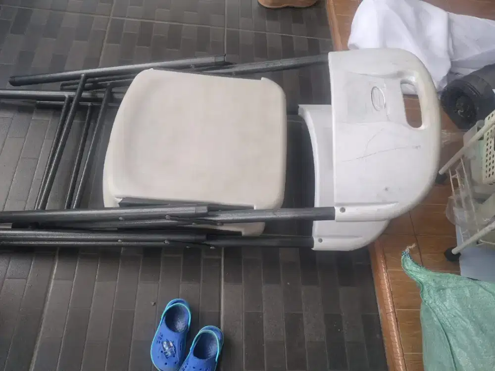 Meja Kantor dan meja krisbow