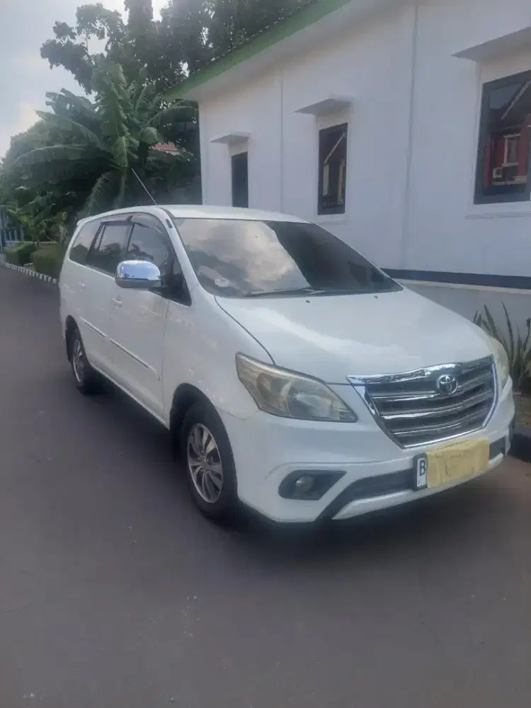 Innova G bensin 2015 matic