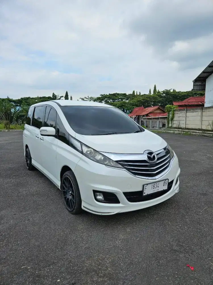 Mazda biante skyactive 2014