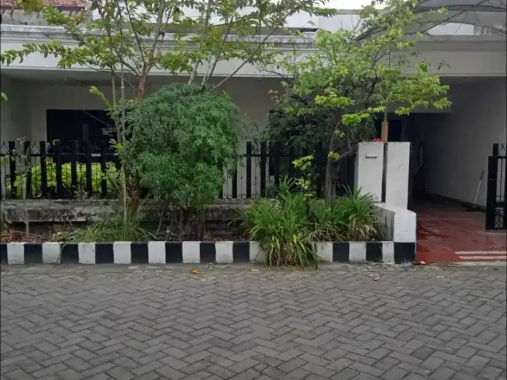Dijual Rumah 1.5 Lantai Rungkut Menanggal