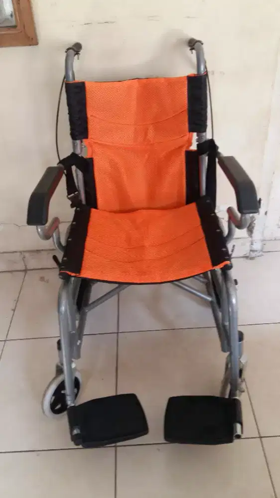 kursi roda lipat bekas layak paki