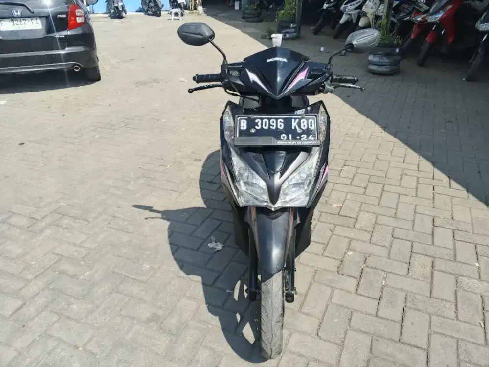 Vario 125 tahun 2014. Balik nama gratis